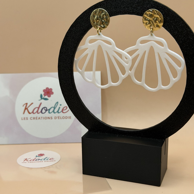 Boucles d'oreilles Coquillage - Forme Ajourée - Attaches rondes dorées