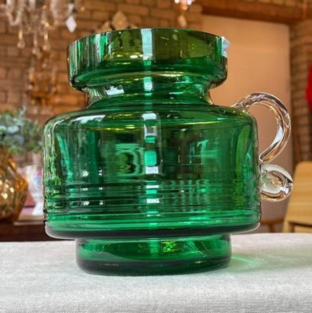 Vase  Glaskunst grün handgefertigt