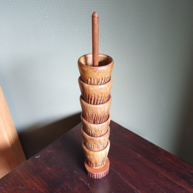 Kemei | Eierdopset 6 stuks Bruin Hout Handgemaakt Opbergvoet (diameter voet 5,0 | hoogte 29,0 | diameter dop 5,0 | hoogte 4,5 cm) | Vintage