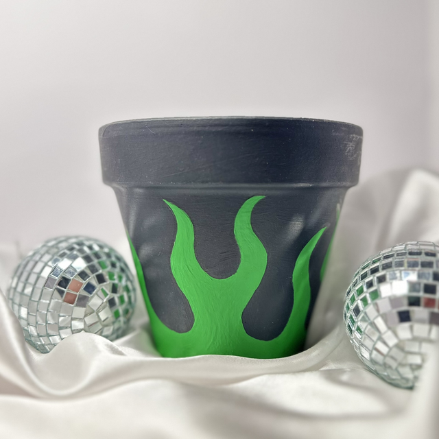 Green Flame Plant pot