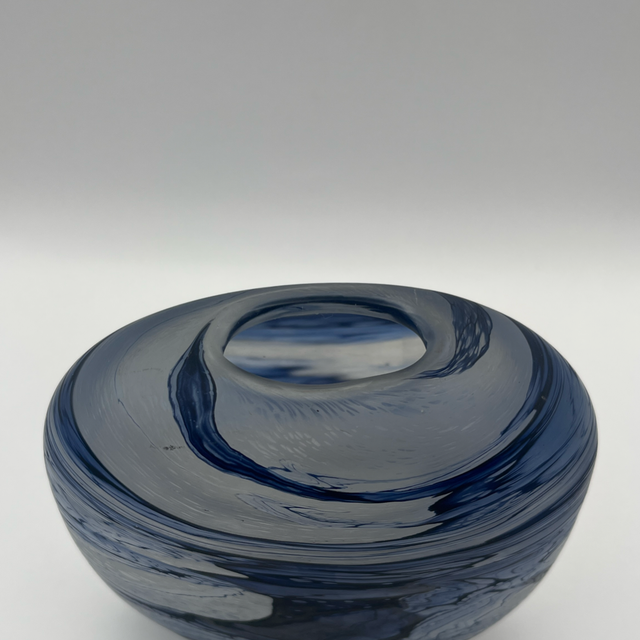 Julia Donnelly Frosted Clear Glass Vase with Navy Swirl – Signed & Dated 1988, 15cm
