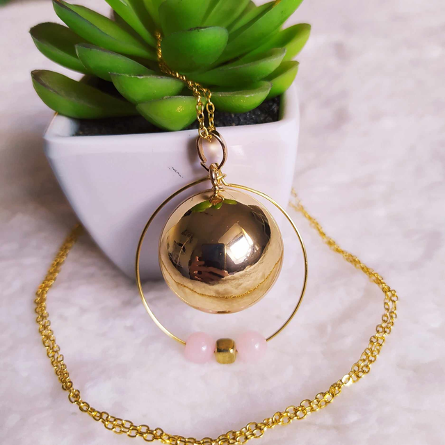 Bola de grossesse avec pierre quartz rose