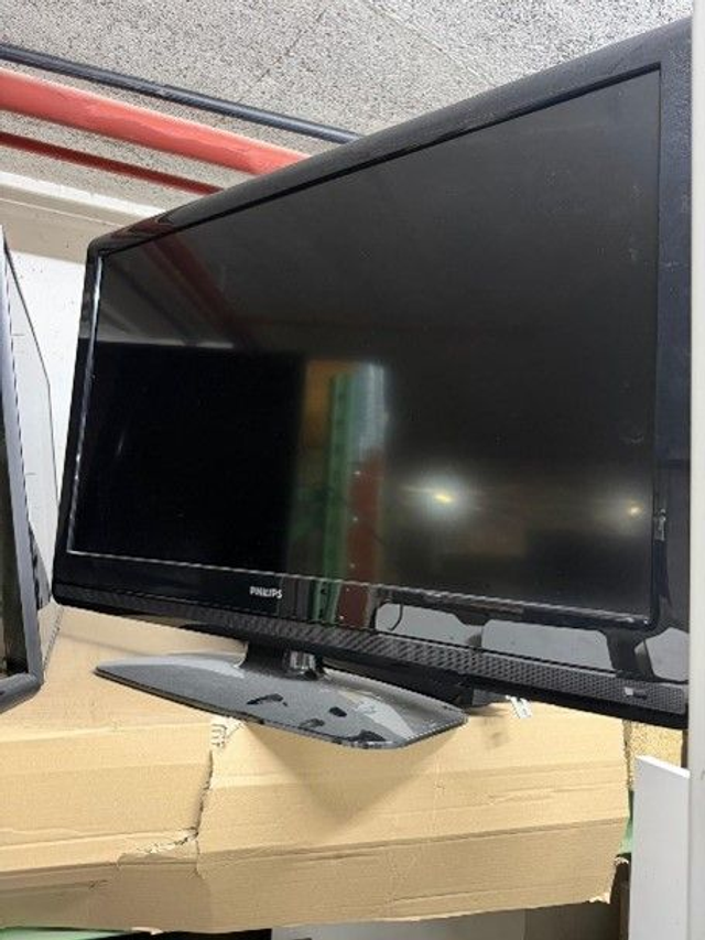 Philips Fernseher 42PFL3604D/12, 42” LCD-TV