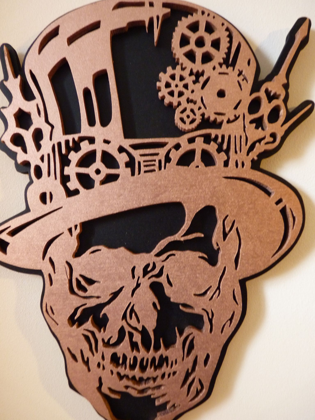 Crâne version Steampunk - 21x26 cms