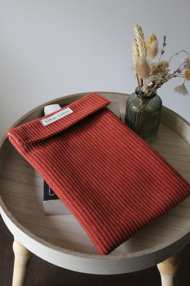 Pochette à livre / liseuse