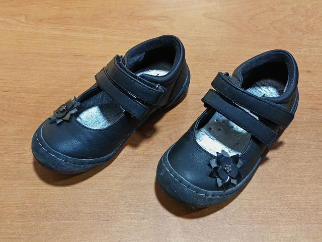 Ballerines noires en 25