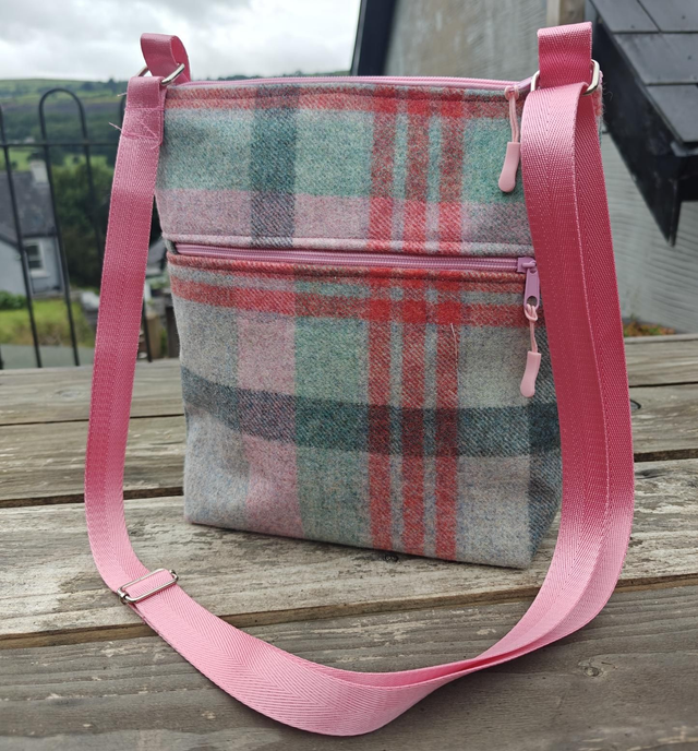 English Tweed cross body bag