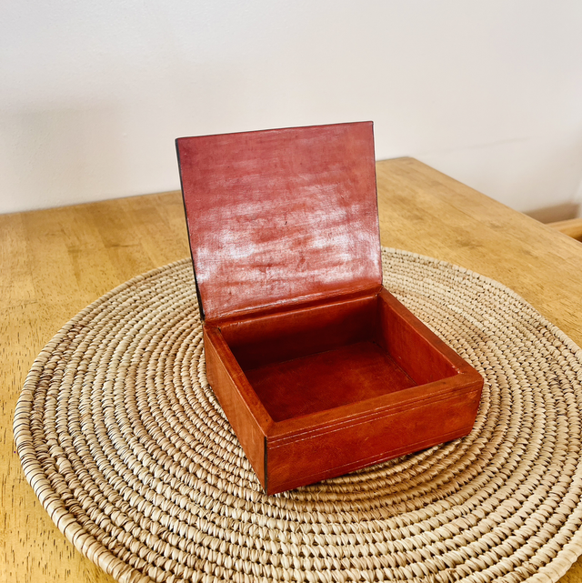 Boîte en cuir "Abeba"