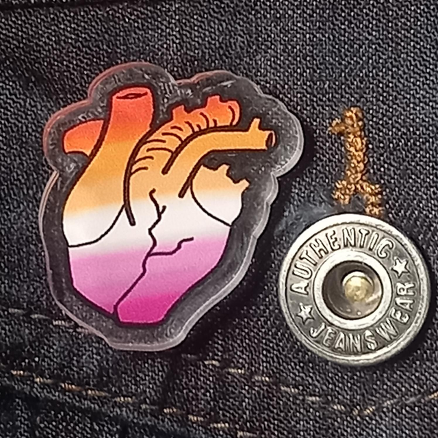 Lesbian Realistic Heart Pin