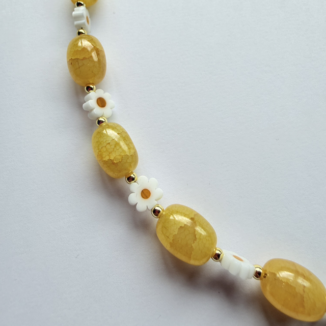 MAISIE - Yellow Glass Daisy Beaded Toggle Necklace