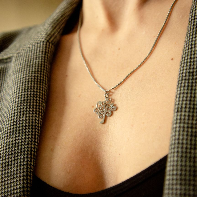 Collier ajustable - &quot;Arbre de vie&quot; : devant, dos, ras de cou ou sautoir (maille vénitienne)