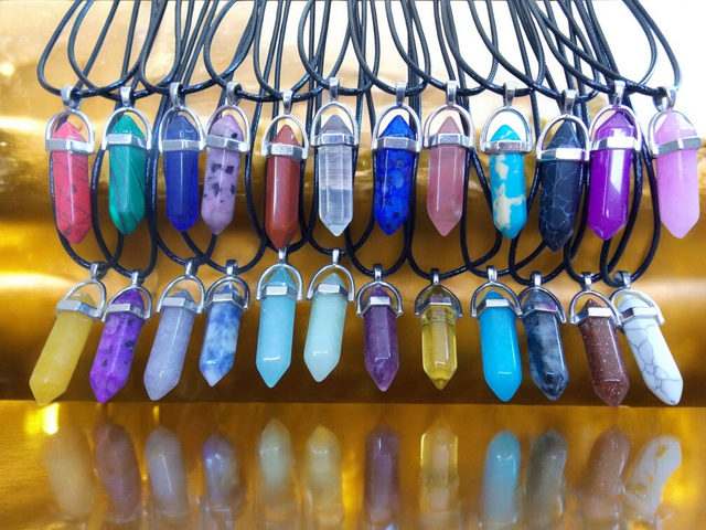 Collier pendentif - pierre semi précieuse  (Pièce)