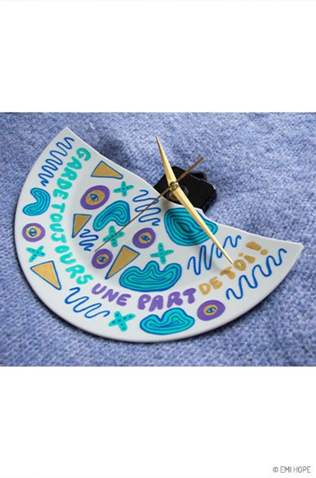 PENDULE GARDE TOUJOURS UNE PART DE TOI