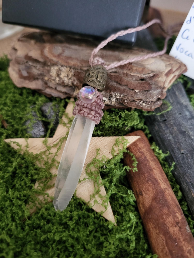 Cristal de Roche Lémurien : Perthro