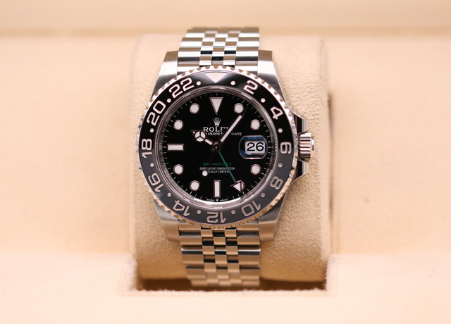 Rolex GMT-Master II - 126710GRNR  
