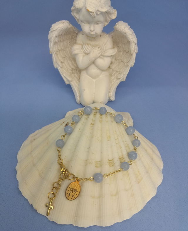 Dizainier angélite acier or inoxydable.