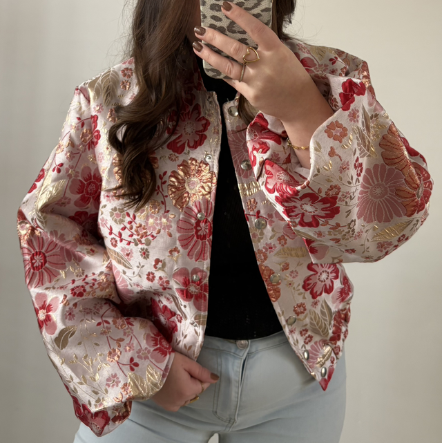 Bloemen print jasje rood/roze