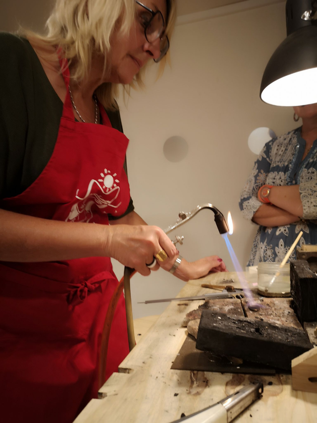 Journée d’initiation à la bijouterie (atelier privatisé)/heure – Créez votre bijou vous-même !     