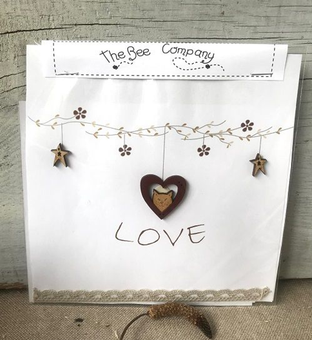 Fiche de broderie -Médaillon chat "Love" - ref TBS7