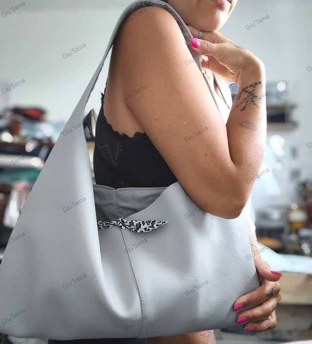 Sac gris simili