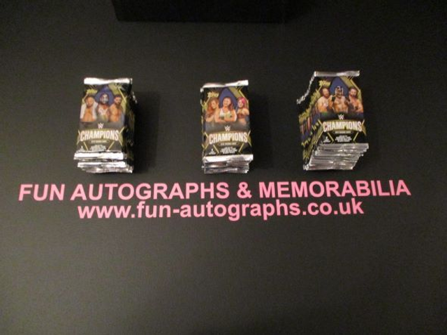 Wrestling W Champions (Topps) Original Single Trading Card Packet