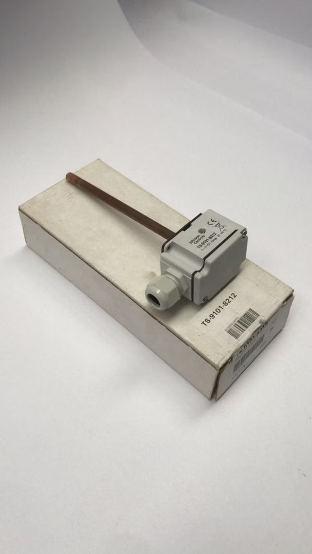 Johnson Controls TS-9101-8212