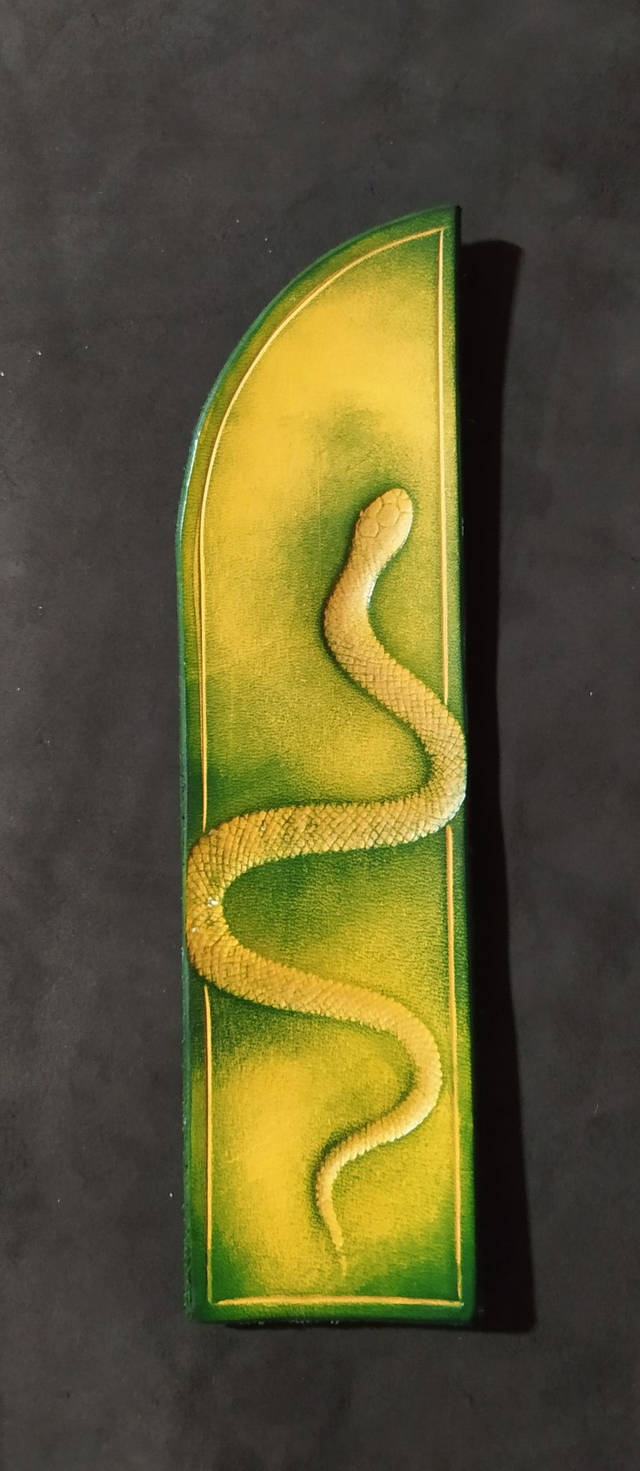 Marque page serpent