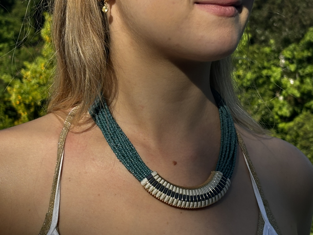Collar tubo mostacilla múltiple teal