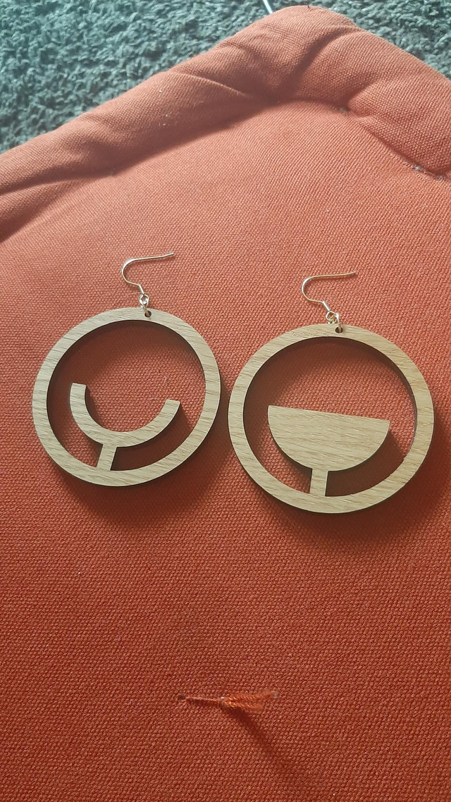 Moyennes boucles d&#039;oreilles &quot;équateur&quot; - chêne massif - Collection Arasy