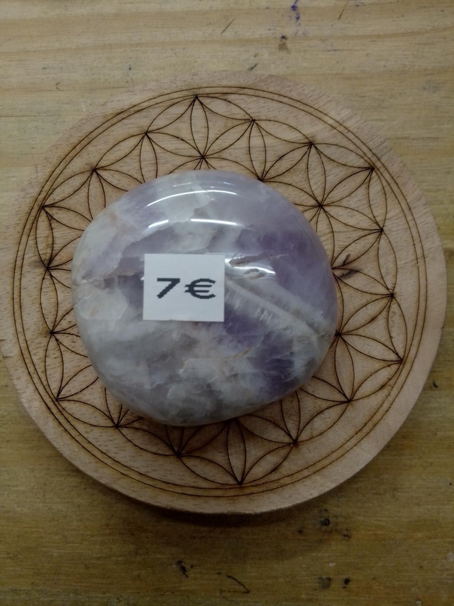 améthyste à chevrons (galet) 