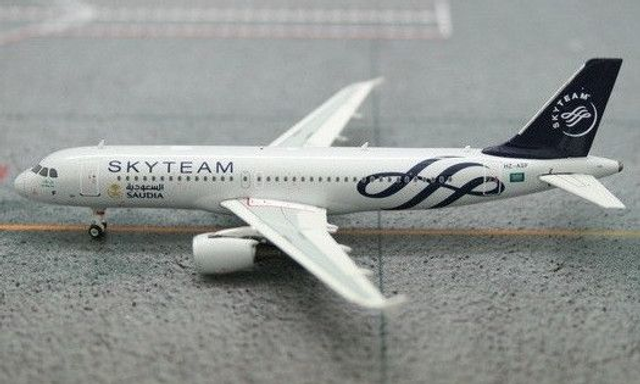 Airbus A320 Saudia Skyteam HZ-ASF