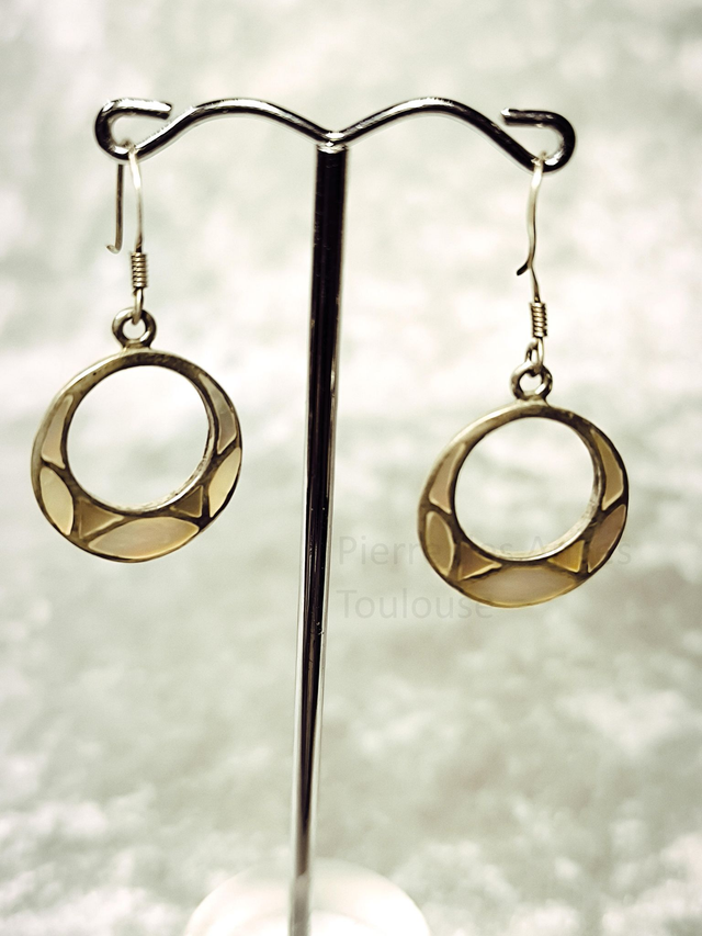 Boucle d'Oreilles Nacre Blanche