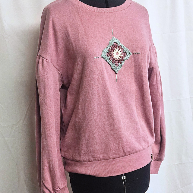 Sweat rose poudré granny rosace
