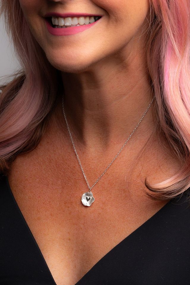 Scalloped Heart pendant