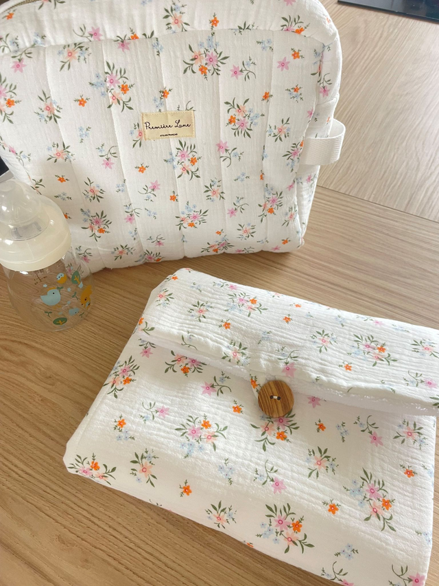 Ensemble trousse et tapis à langer Lily