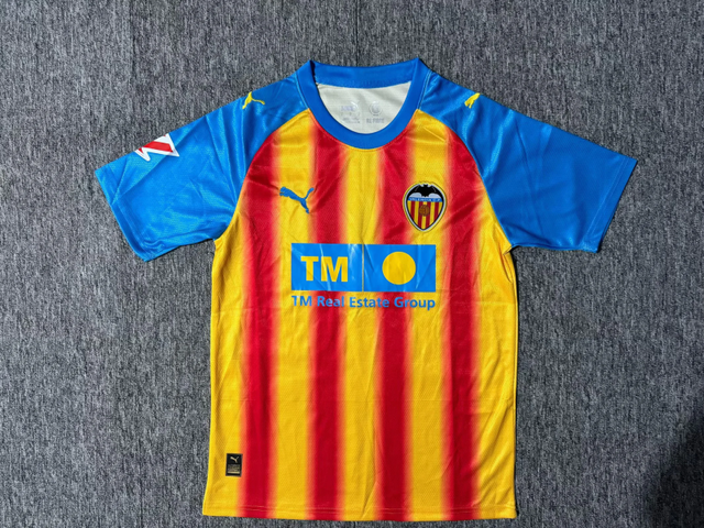 Tercera equipación Valencia, club de fútbol 25-26