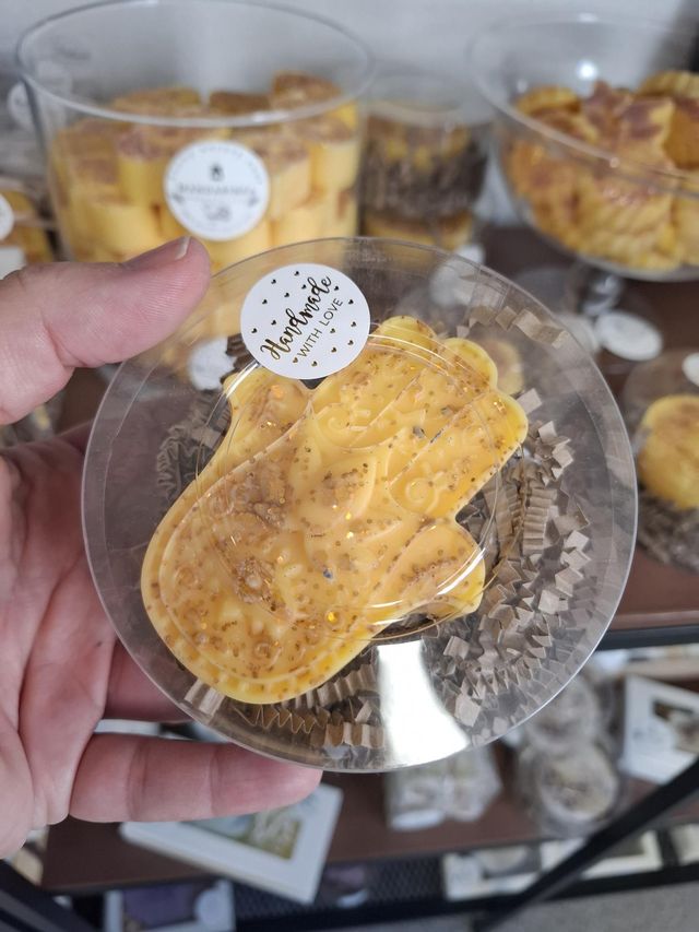 Mandarinka Hamsa ochranná ruka - vonný sójový vosk