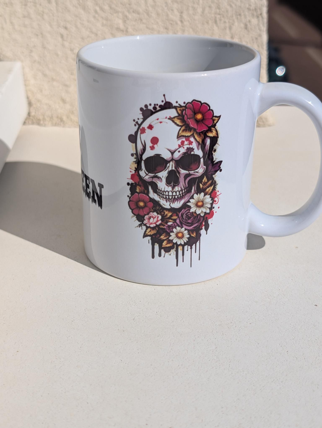 Tasse tête de mort fleurs 