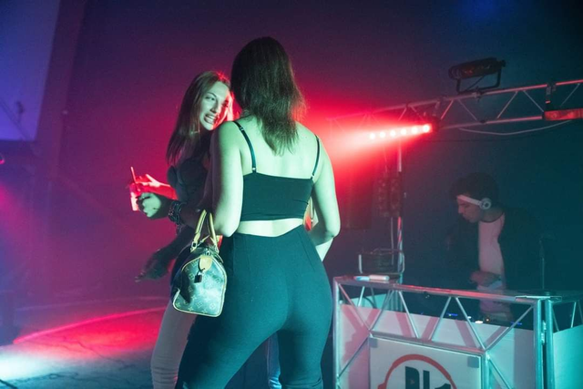 Dj matrimonio servizio completo di audio e effetti speciali 