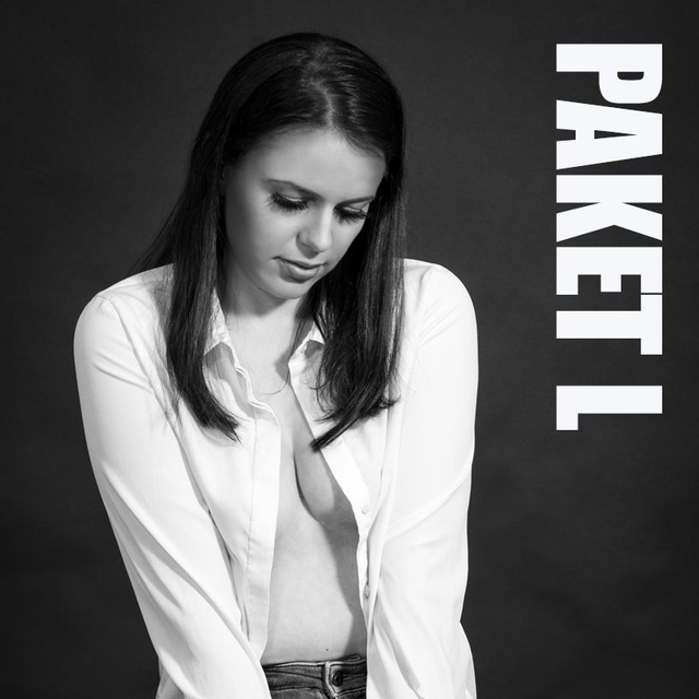 Sensual- Teilakt- Akt Shooting im Fotostudio - Paket L