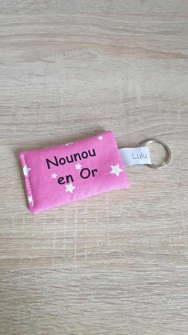 Porte clés Nounou en Or (étoiles rose)