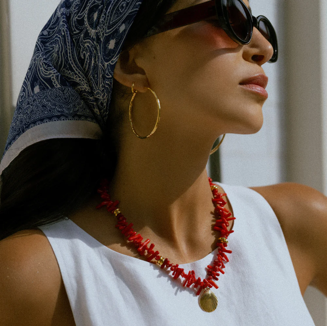 Red Coral Chip &amp; Shell Necklace