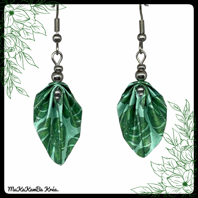 Boucles d’oreilles feuilles en origami 