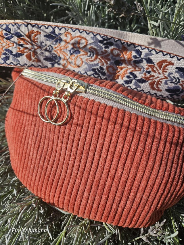 Banane classique velours terracotta taille S