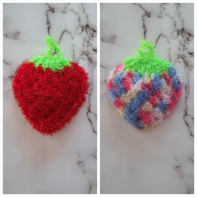 Fleur de douche exfoliante et moussante. Fraise