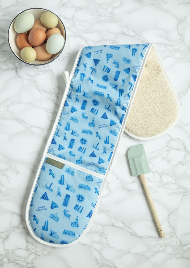 Outer Hebrides Double Oven Gloves