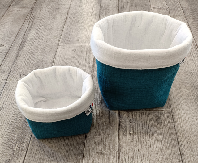 Paniers en double gaze unie couleur vive