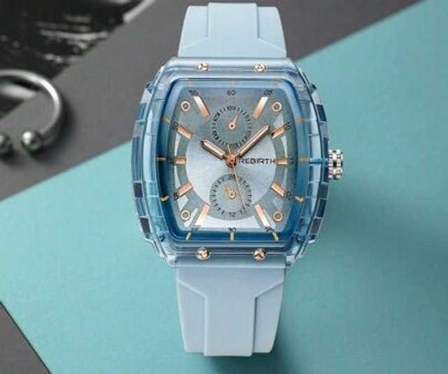 montres femmes mode élégant  à Quartz  boîtier carré à la mode