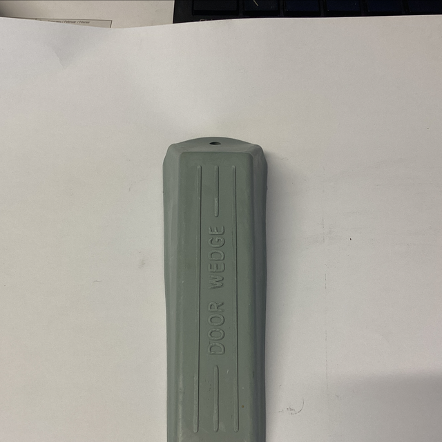 Grey door wedge 0261102