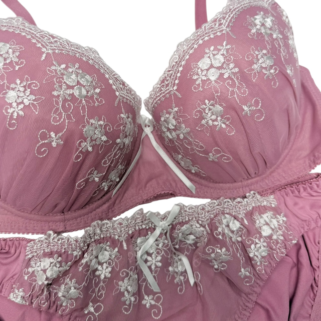 mauve/ dark pink floral Embroidered Japanese Bra + Underwear Set UK 36D
